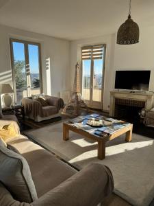 Exceptionnel, 130 m2, vue aérienne sur Paris