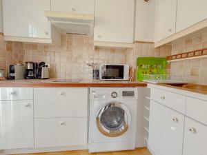 Appartement Port santa lucia, palais des congres avec garage ferme