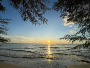 อุ่นไอเล Pool Villa Trat