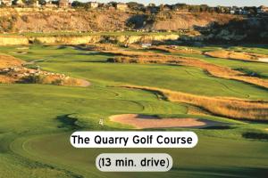 Sleek 2BR On Rvrwalk Gym Parking Near Conv Ctr