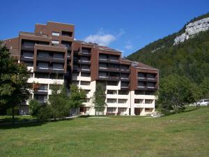 Charmant studio au pied des pistes à Corrençon-en-Vercors pour 4 pers. avec balcon et parking - FR-1-515-103