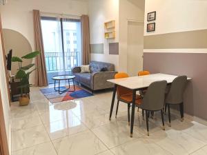 Empire CityStay Equine A6072