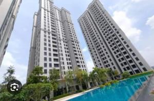 Empire CityStay Equine A6072