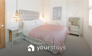 Stamford Park Road by YourStays, A wonderful family townhouse in a superb location! - 艾纯查姆