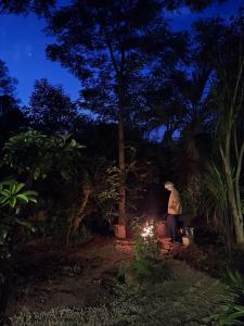 Casa con jardín y parrillero en El Tesoro La Barra