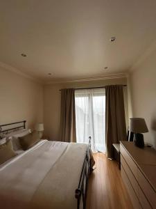 Charming house with garden in Angra do Heroísmo