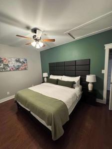 Charming Bungalow in Tampa