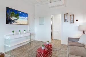 Coastal Escape King 1Bd, Pets Parking Fast Wi-Fi