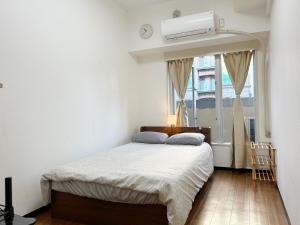 Shinjuku Center新宿中心! 3min walk from subway最近地铁站3分! Shinjuku Kabukicho新宿歌舞伎! 著名连锁大型公寓!314