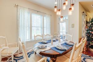 Shuttle to Beach Shore Thing Home in Ocean View