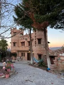 Kështjella Myftari - Patos