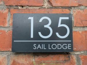 Sail Lodge