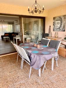 T3 terrasse et piscine