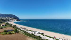 M080 - Marcelli, residence Mare Verde trilo con giardino