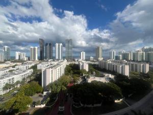 Enjoy an endless summer - Parking included! - 4hvězdičkové hotely ve městě Sunny Isles Beach