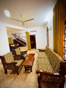 Elegant Stays Villa