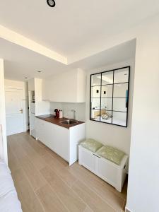 Apartament 18th floor city center RISCAL