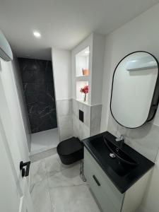 Maisons de vacances Chic duplex Lyon avec terrasse : photos des chambres
