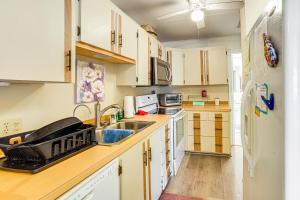 Nettles Island Vacation Rental with Resort Amenities