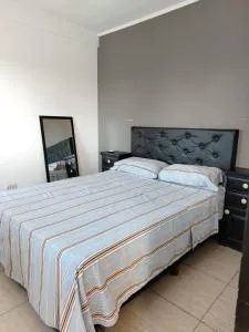 DEPARTAMENTO PARA DOS PERSONAS EN ZONA CENTRICA - Lima