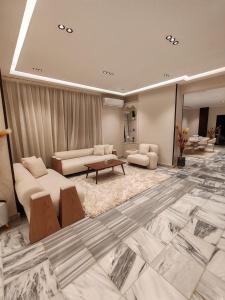 عروسه النيل الفندقيه