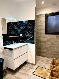 Appartements ღ L-escapade romantique ღ de la Vill-ona - LOVEROOM -Ardeche : Appartement 1 Chambre