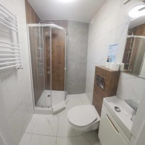 Studio 21 - Ghetto Heroes Square