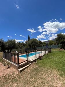 "Rincón de Olivos" Alojamiento entero en complejo con piscina