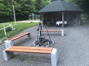 Leśniczówka domek balia sauna jeziorka w lesie na wyłączność