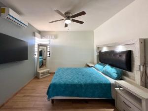 Sleek Downtown Escape with Private Parking