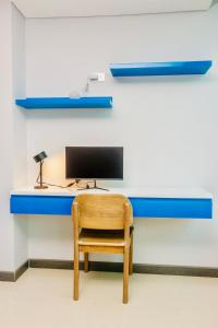 Blue Garden Urban Skyline Suite