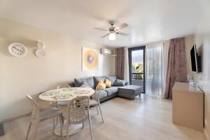 Waves & Sun, Parque Santiago 2