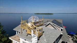 Loza house adirondack skydeck unit lake front