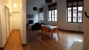 Grand appartement 2 chambres Calais centre ville