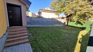 КЪЩА ЗА ГОСТИ Раковска