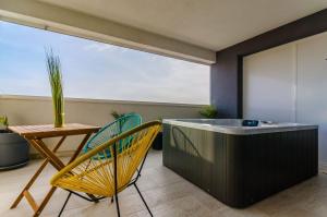 Deluxe double room with sauna and pool