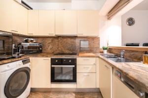 Luxury and Elegance Georges V