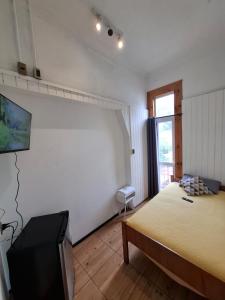 VOY Hostales - Poniente