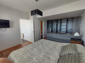 Frente a la playa Varese 3 amb con cochera - Brown 782 Mar del Plata