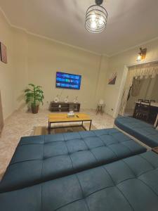 Spacious 2BR Pet-Friendly Stay in Maadi