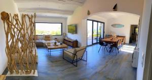 Panoramic sea view house