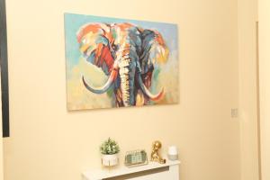 MDZ Luxe Stays-Sleeps 6