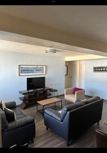 Exclusive condominium close to the border