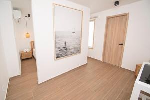 Lux Beach House, Aldaba Selection