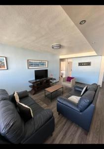 Exclusive condominium close to the border