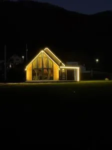 Shpija e Liqenit - Orllan