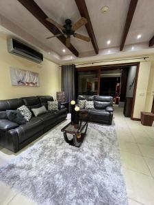 Condo Roldan macaw 12 Jaco Unique,with access to the sea