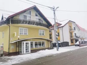 Comenius Apartments - Apartmány na rohu - Havaj