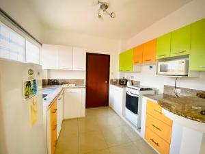 Casa en Playas, con salida al MAR, Vía Data Posorja, Villamil Playas