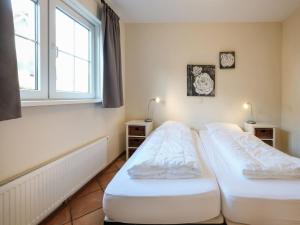 Holiday home for six guests